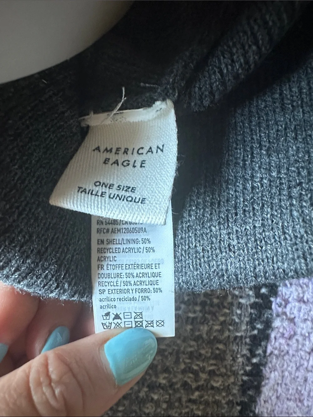 American Eagle Gray Fold-Over Knit Beanie